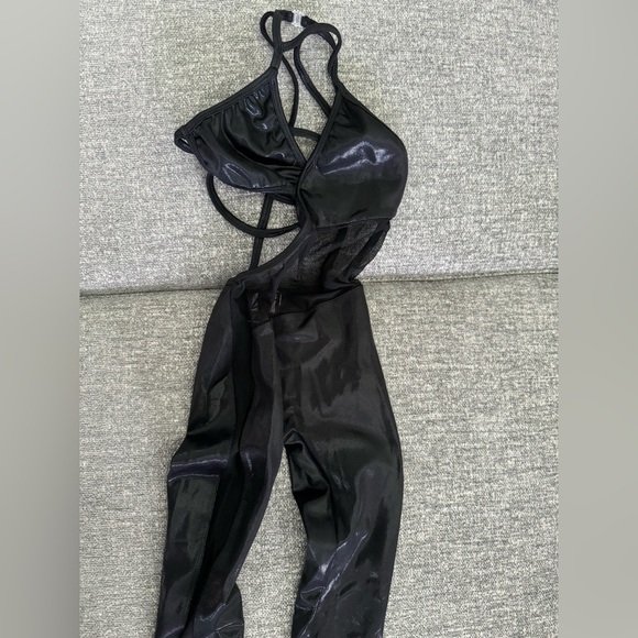 LA Designs - Jazz bodysuit - Child Medium- Black - Picture 1 of 6